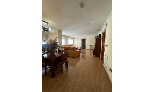 Sale - Apartment / flat -
Torrevieja - Centro