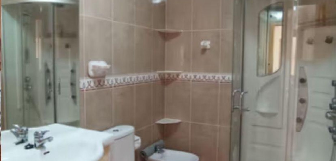 Venta - Apartamento / piso -
Torrevieja - La Mata