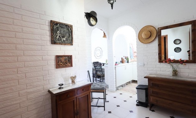 Venta - Bungalow -
Torrevieja - Los Frutales