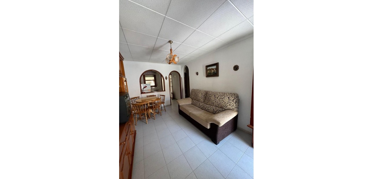 Venta - Terraced house -
Torrevieja - San luis