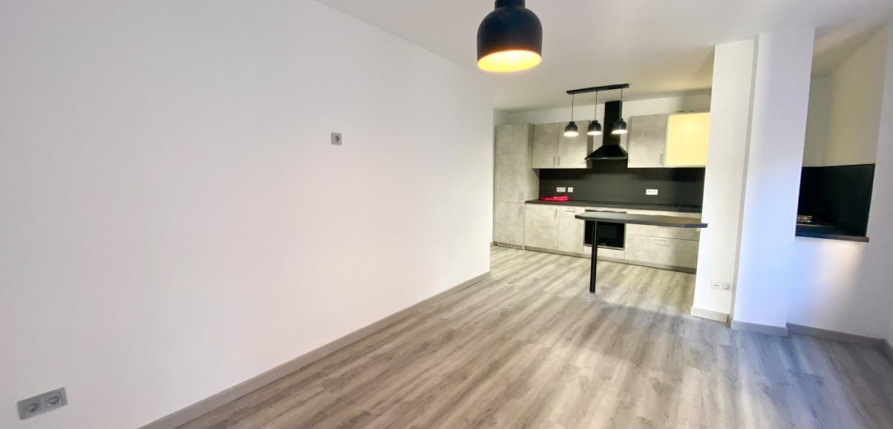 Venta - Apartamento / piso -
Torrevieja - torrevieja