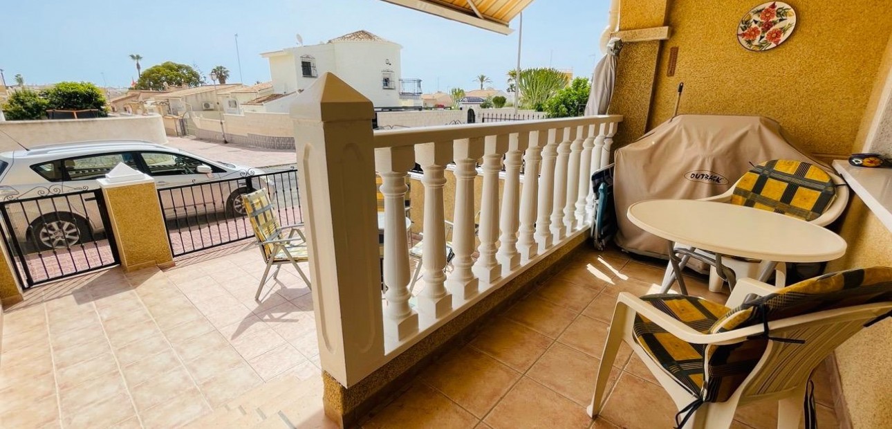 Sale - Villa -
Orihuela Costa - La Ceñuela