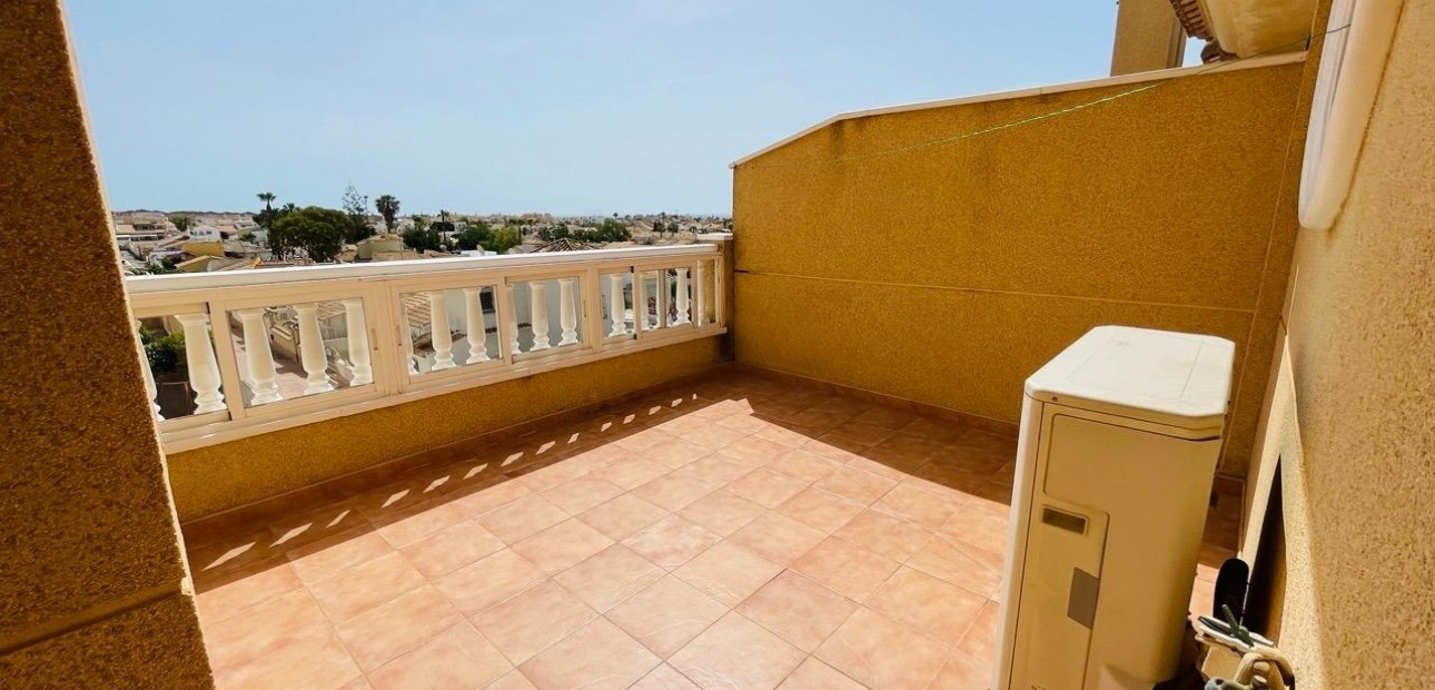 Venta - Villa -
Orihuela Costa - La Ceñuela