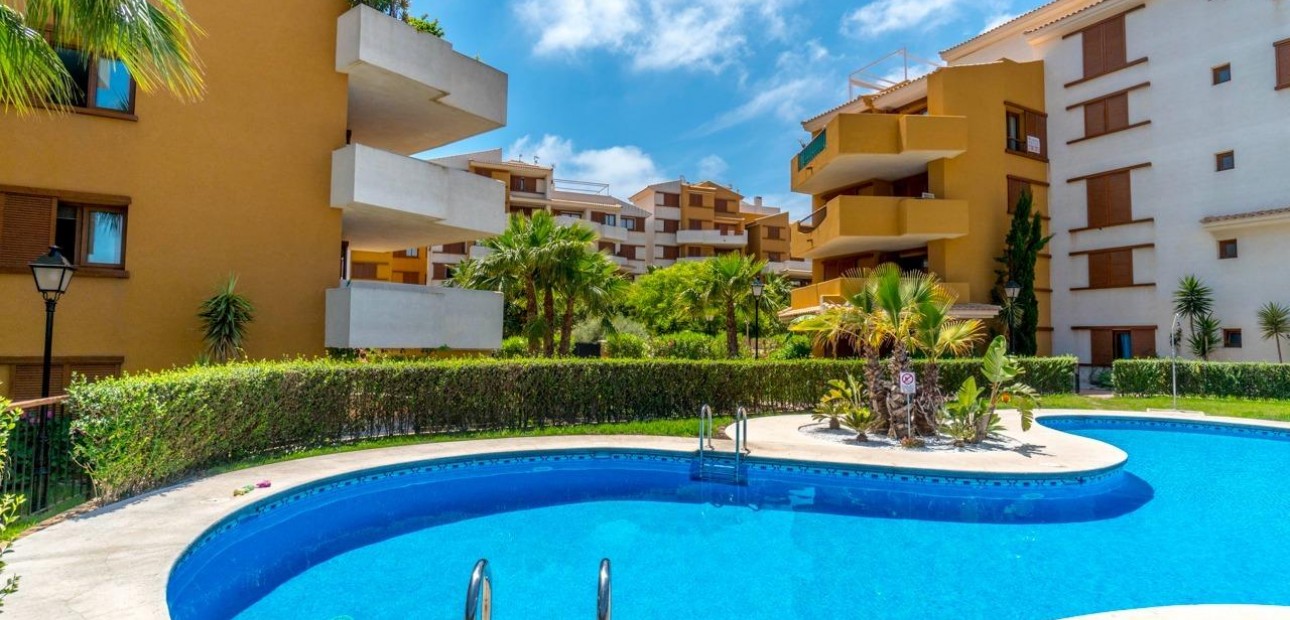 Sale - Apartment / flat -
Cabo Roig - Costa blanca