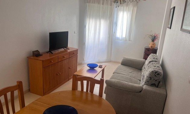 Herverkoop - Appartement / flat -
Torrevieja - Habaneras