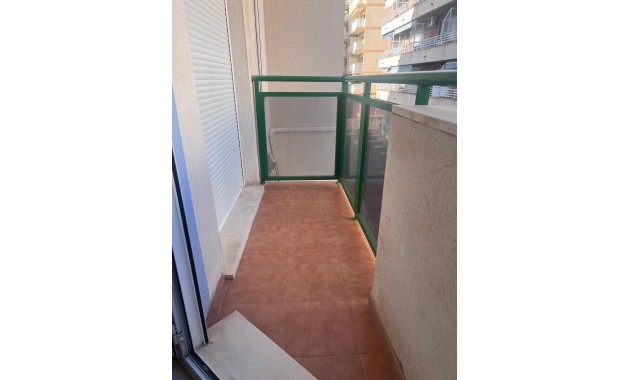 Sale - Apartment / flat -
Torrevieja - Habaneras