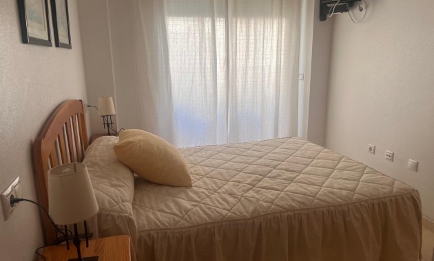 Venta - Apartamento / piso -
Torrevieja - Habaneras