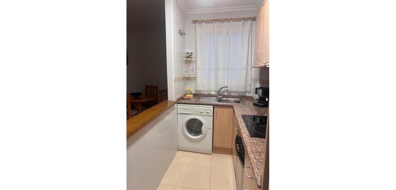 Sale - Apartment / flat -
Torrevieja - Habaneras