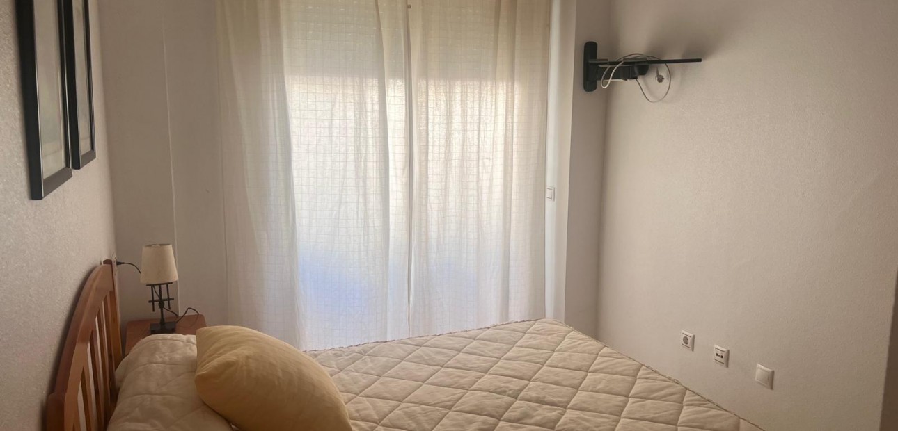 Sale - Apartment / flat -
Torrevieja - Habaneras