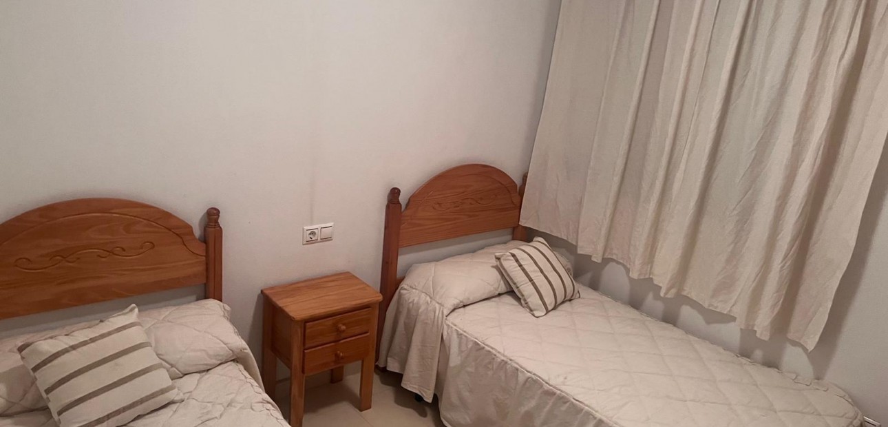 Sale - Apartment / flat -
Torrevieja - Habaneras