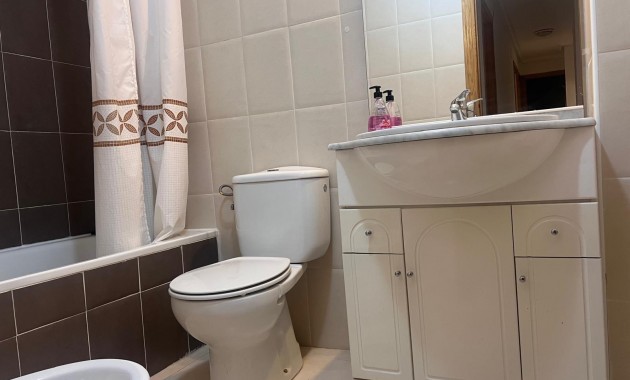 Venta - Apartamento / piso -
Torrevieja - Habaneras