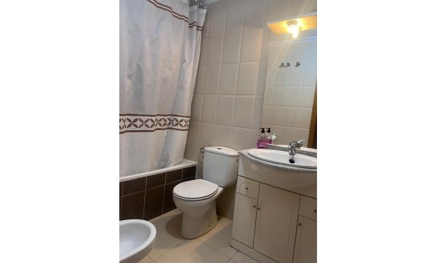 Sale - Apartment / flat -
Torrevieja - Habaneras