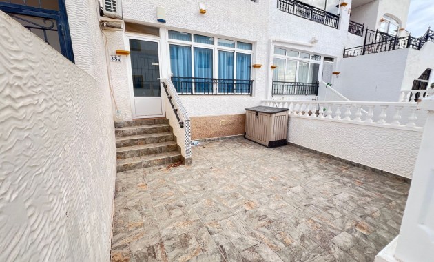 Sale - Apartment / flat -
Orihuela - Entre Naranjos Vistabella