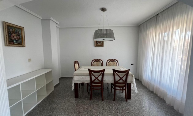 Venta - Apartamento / piso -
Dolores - CENTRO