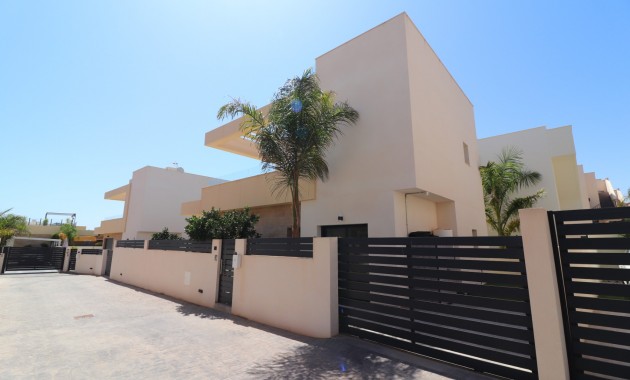 Herverkoop - Detached Villa -
Los Montesinos - La Herrada