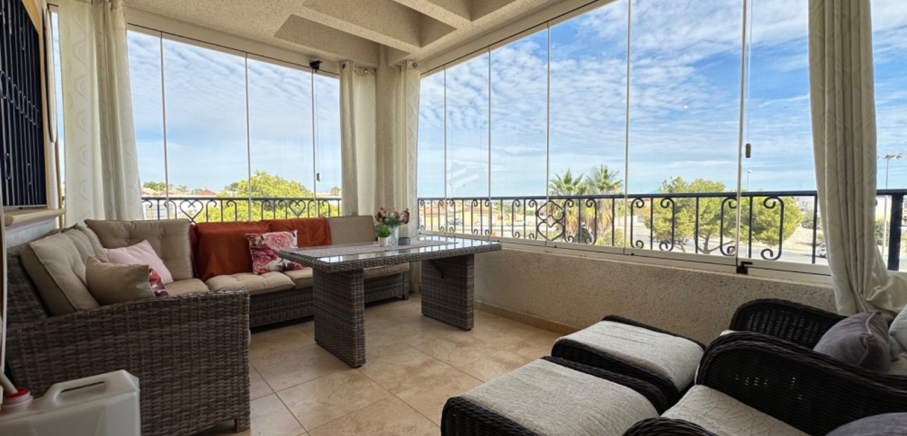 Herverkoop - Penthouse -
Orihuela Costa - Punta Prima