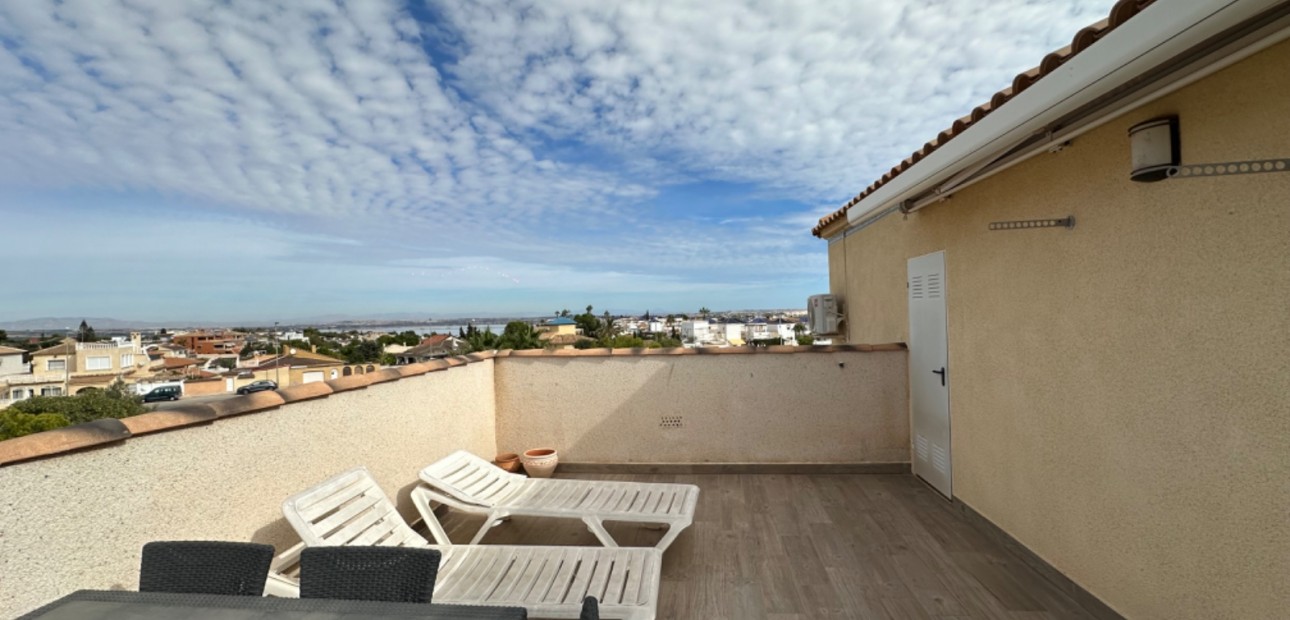 Herverkoop - Penthouse -
Orihuela Costa - Punta Prima