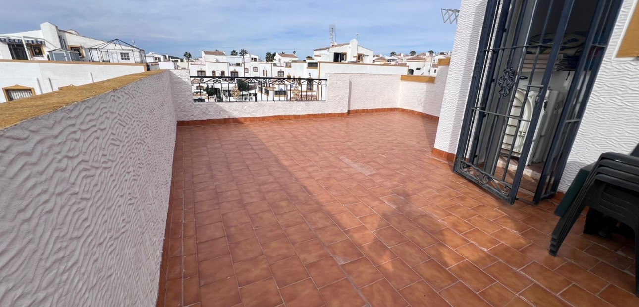 Sale - Townhouse -
Orihuela - Entre Naranjos Vistabella