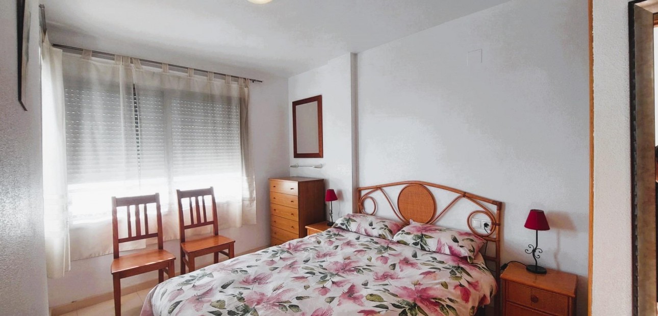 Sale - Apartment / flat -
Torrevieja - Playa del Cura