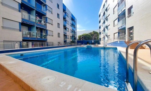 Sale - Apartment / flat -
Torrevieja - Playa del Cura