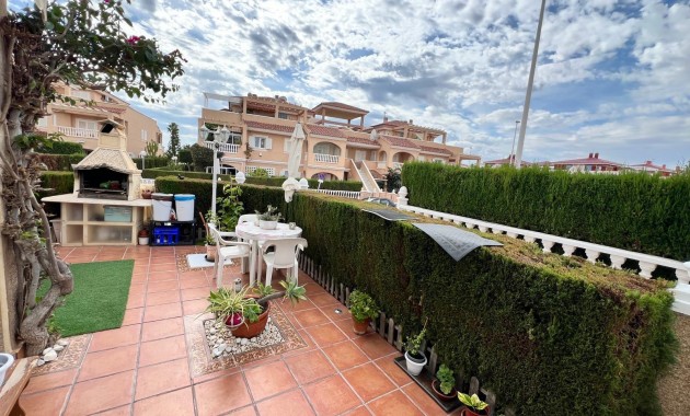 Venta - Bungalow -
Orihuela Costa - Punta Prima