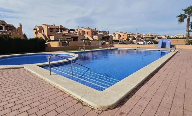 Sale - Apartment / flat -
Torrevieja - Torrejón