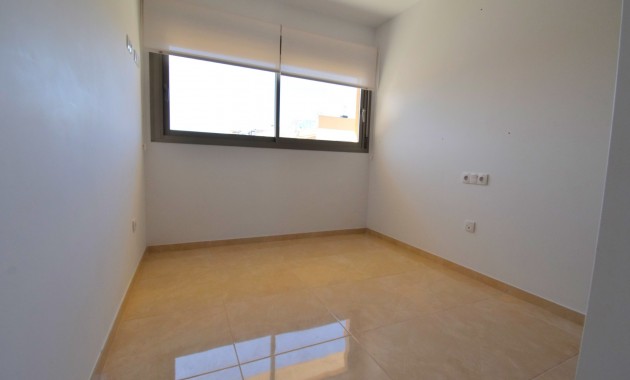 Sale - Apartment / flat -
Orihuela Costa - Villamartin