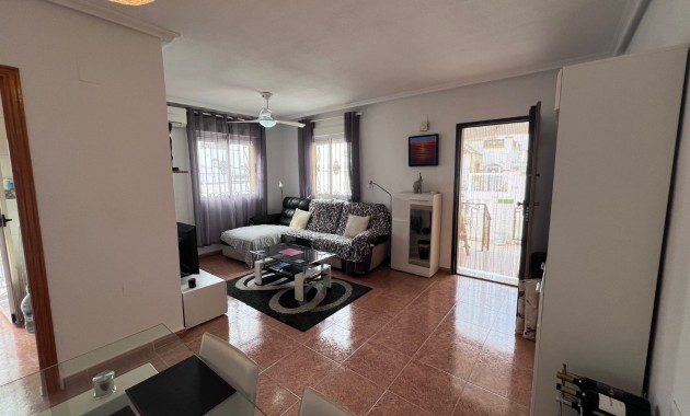 Sale - Townhouse -
Orihuela - Entre Naranjos Vistabella