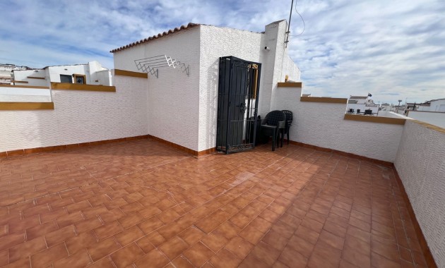 Sale - Townhouse -
Orihuela - Entre Naranjos Vistabella