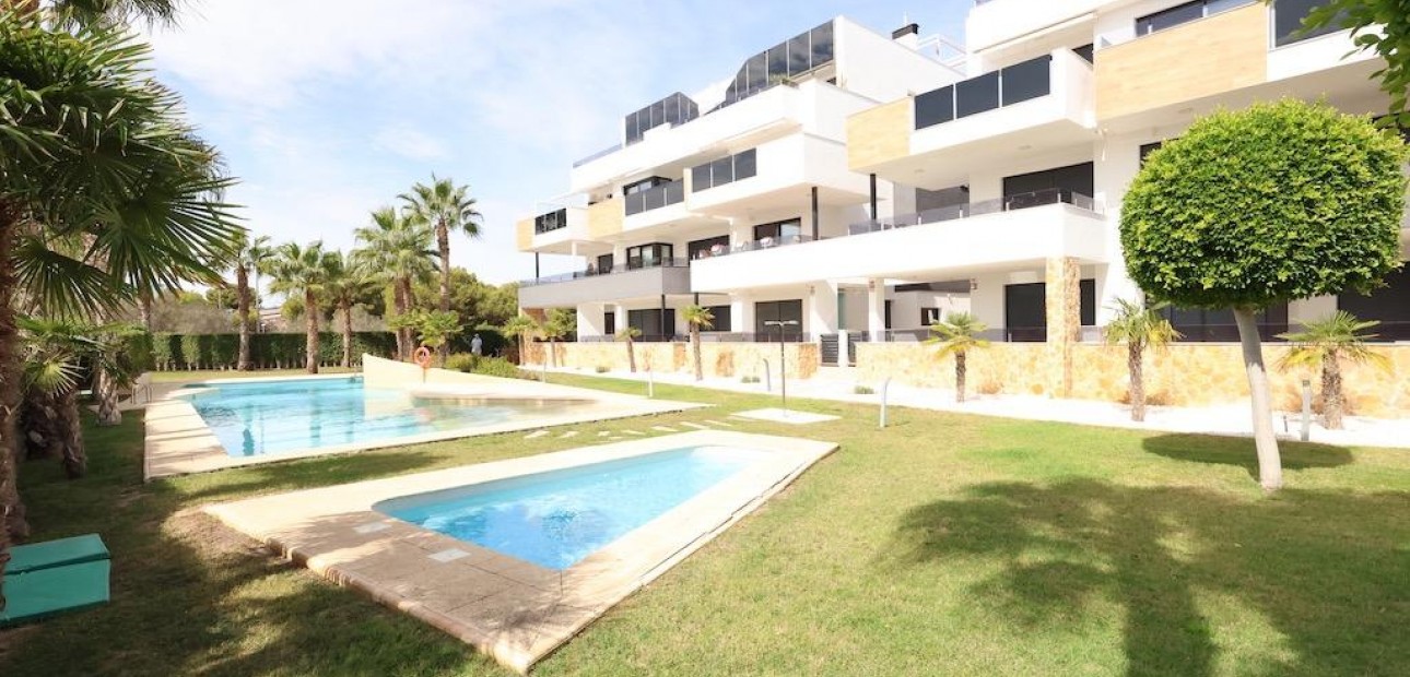 Sale - Apartment / flat -
Orihuela Costa - Las Mimosas