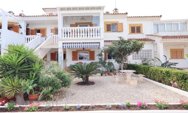 Sale - Bungalow -
Pilar de la Horadada - Mil Palmeras