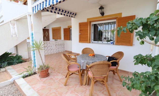 Sale - Bungalow -
Pilar de la Horadada - Mil Palmeras