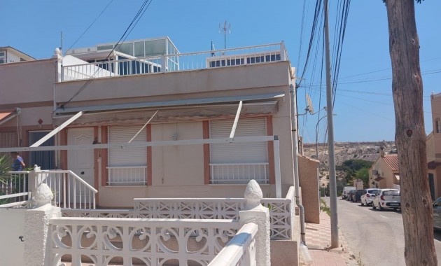 Venta - Bungalow -
San Fulgencio - Oasis