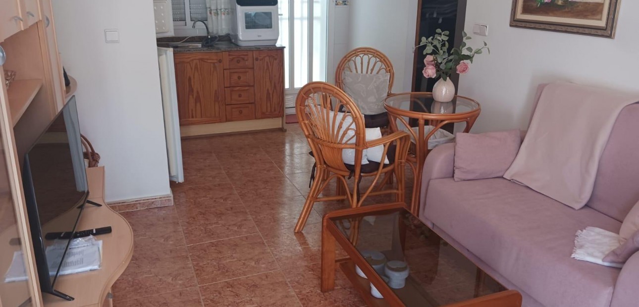 Sale - Bungalow -
San Fulgencio - Oasis