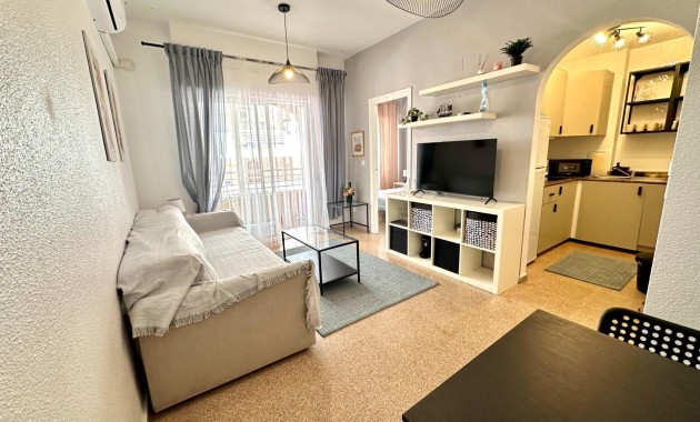 Sale - Apartment / flat -
Guardamar del Segura - Pueblo