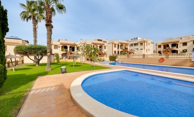 Herverkoop - Bungalow -
Torrevieja - Sector 25