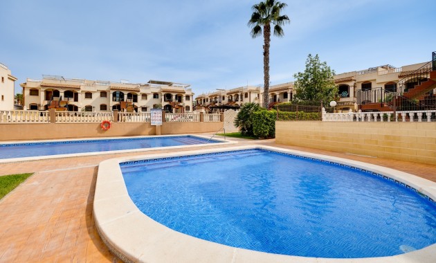 Herverkoop - Bungalow -
Torrevieja - Sector 25