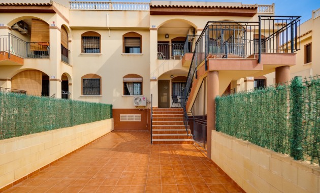 Venta - Bungalow -
Torrevieja - Sector 25