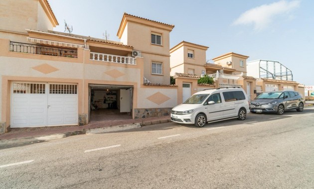 Venta - Semi -
Torrevieja - Los altos