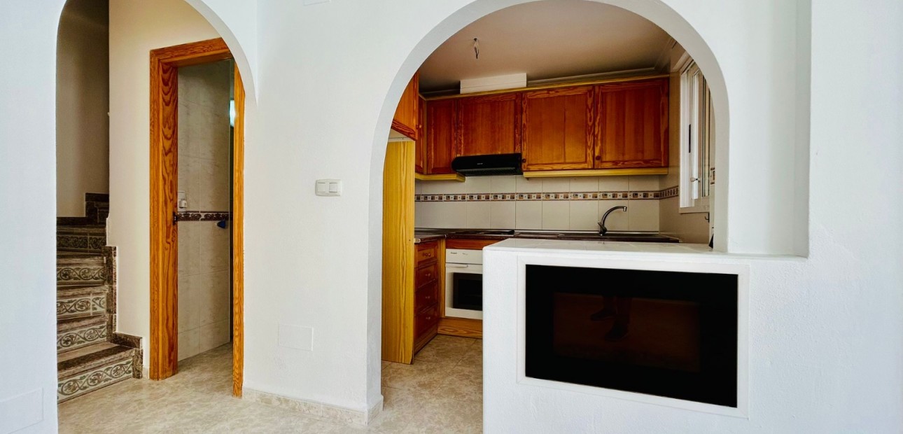 Sale - Single Family Home -
Torrevieja - Sector 25