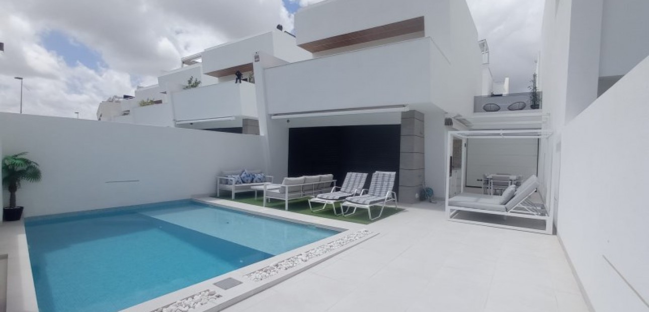 Sale - Villa -
Santiago de la ribera - San Javier