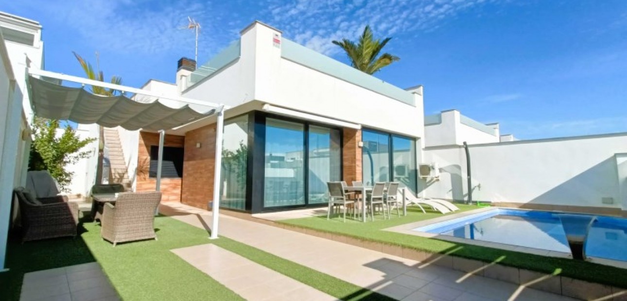 Sale - Terraced house -
Lo Pagan - San Pedro del Pinatar