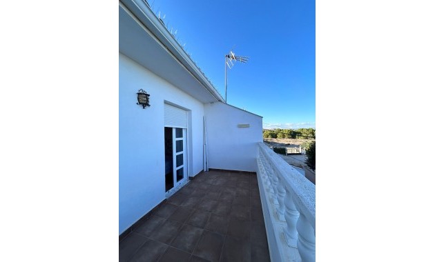 Venta - House -
Torremendo