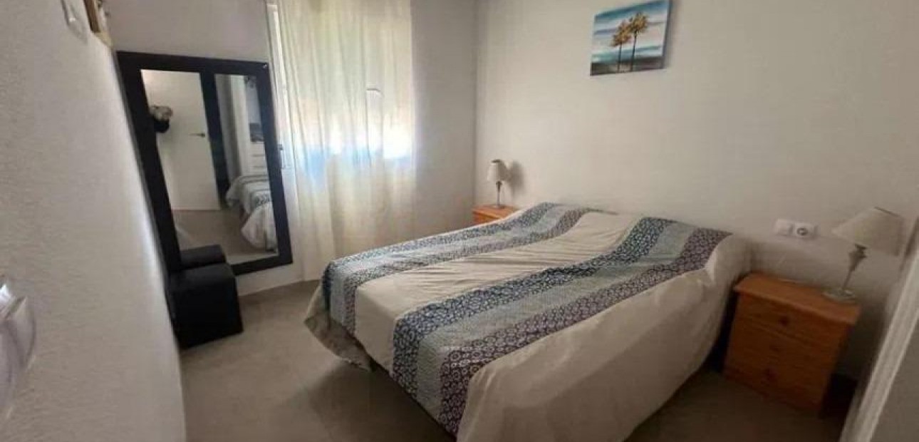 Herverkoop - Bungalow -
Torrevieja - Los altos