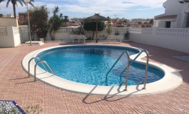 Herverkoop - duplex -
Torrevieja - Los Frutales