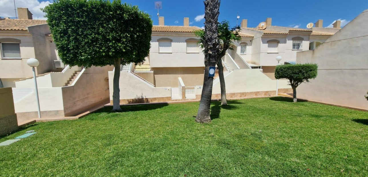 Herverkoop - Bungalow -
Torrevieja - Aguas nuevas 1