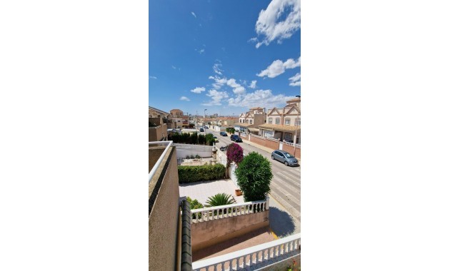 Sale - Bungalow -
Torrevieja - Aguas nuevas 1