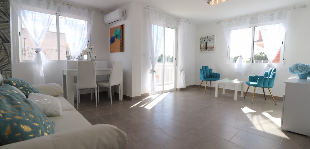 Sale - Apartment / flat -
Santiago de La Ribera - Santiago de La Ribera - Town