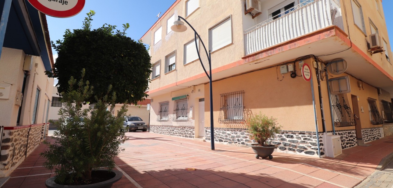 Herverkoop - Appartement / flat -
Santiago de La Ribera - Santiago de La Ribera - Town