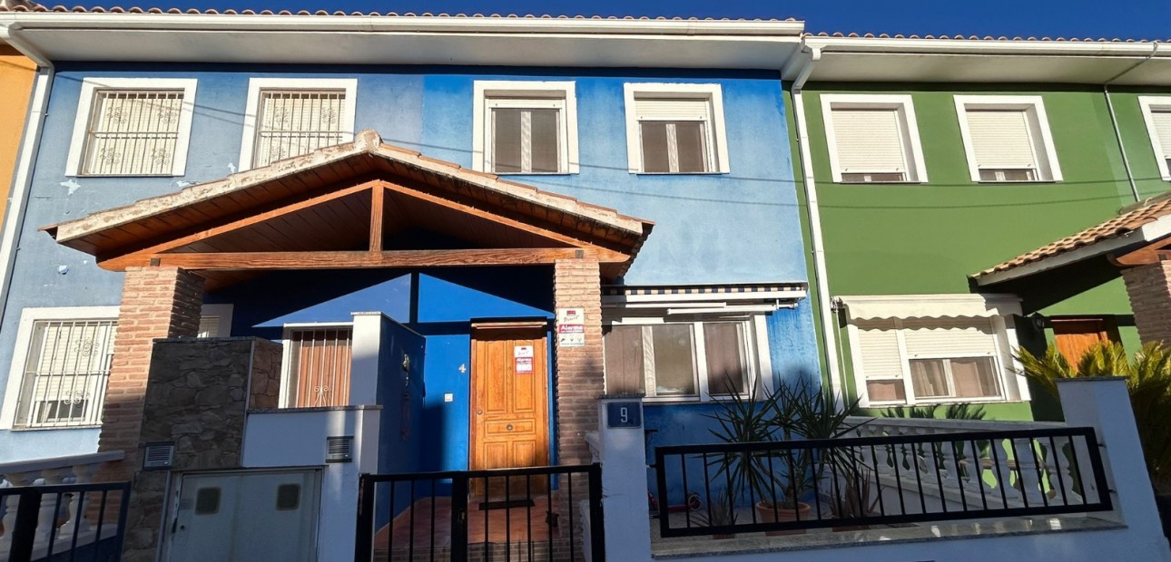 Venta - House -
Torremendo